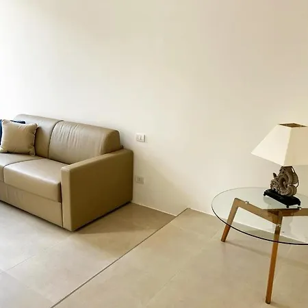 Birooms نابولي