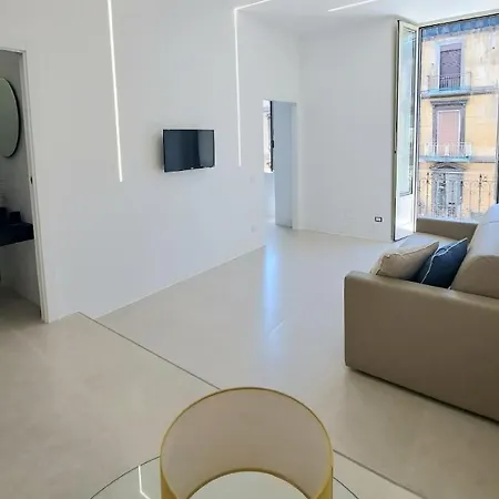 Birooms Frühstückspension Neapel